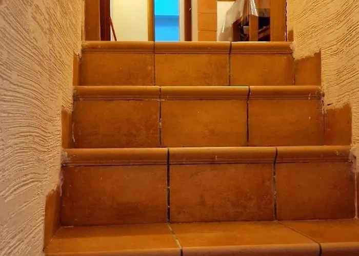 De Lux\'S Home